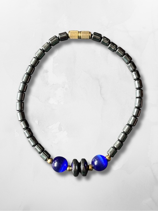 None Jewelry - Vintage Hematite Bead Bracelet | Blue Cat Eye Accent Beads